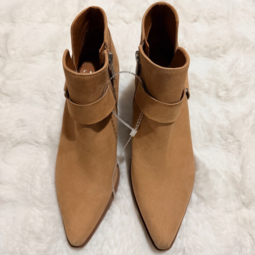 Sarto Women's US 7 Beige Leather Pointed Toe Ankle Bootie Block Heel Zip NEW